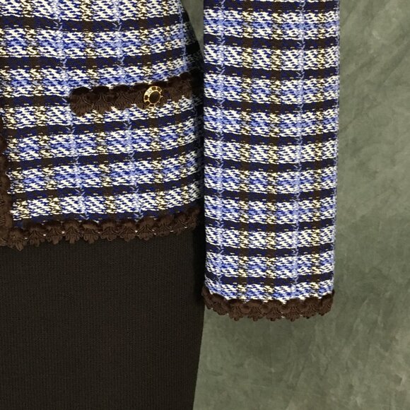 BEAUTIFUL St John collection knit blue brown multi jacket skirt suit size 8 - Picture 6 of 10
